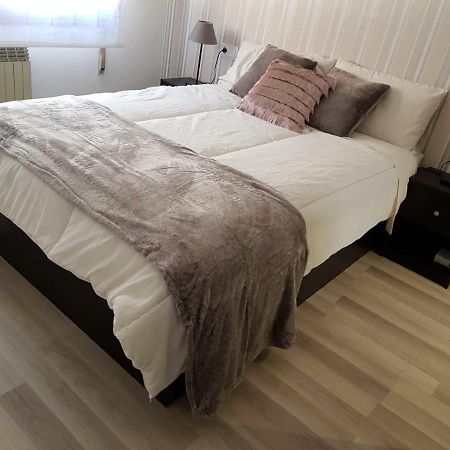Apartamento "El Abuelo" Calahorra Buitenkant foto