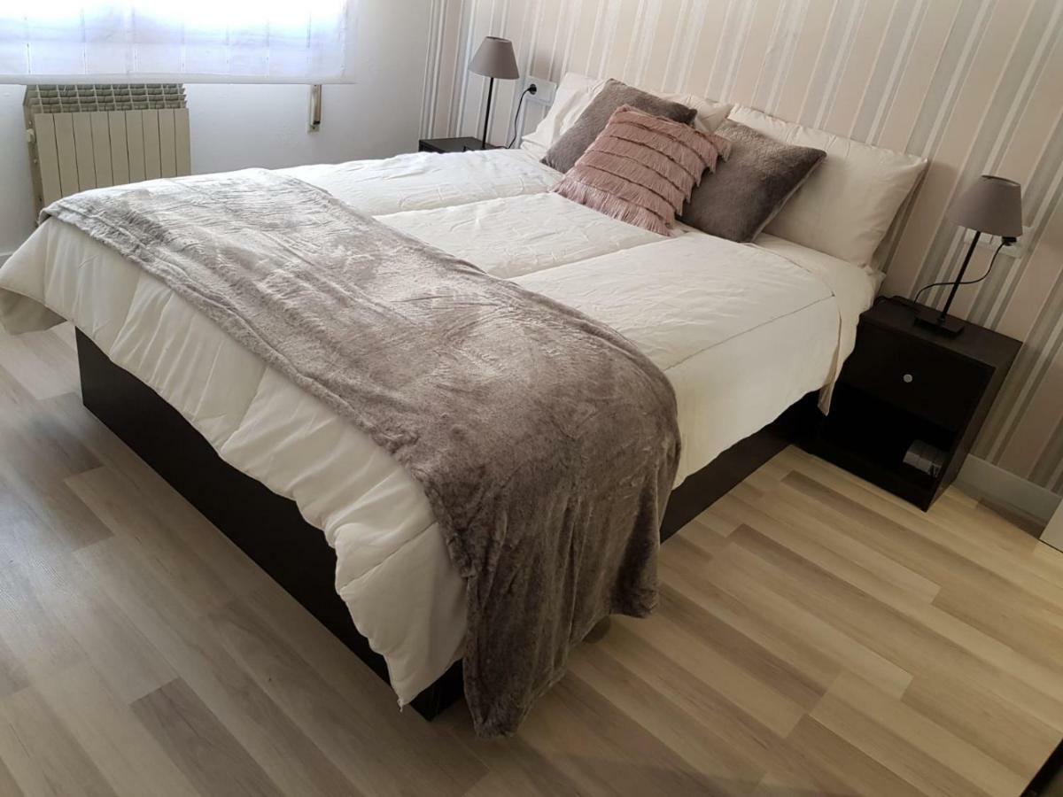 Apartamento "El Abuelo" Calahorra Buitenkant foto