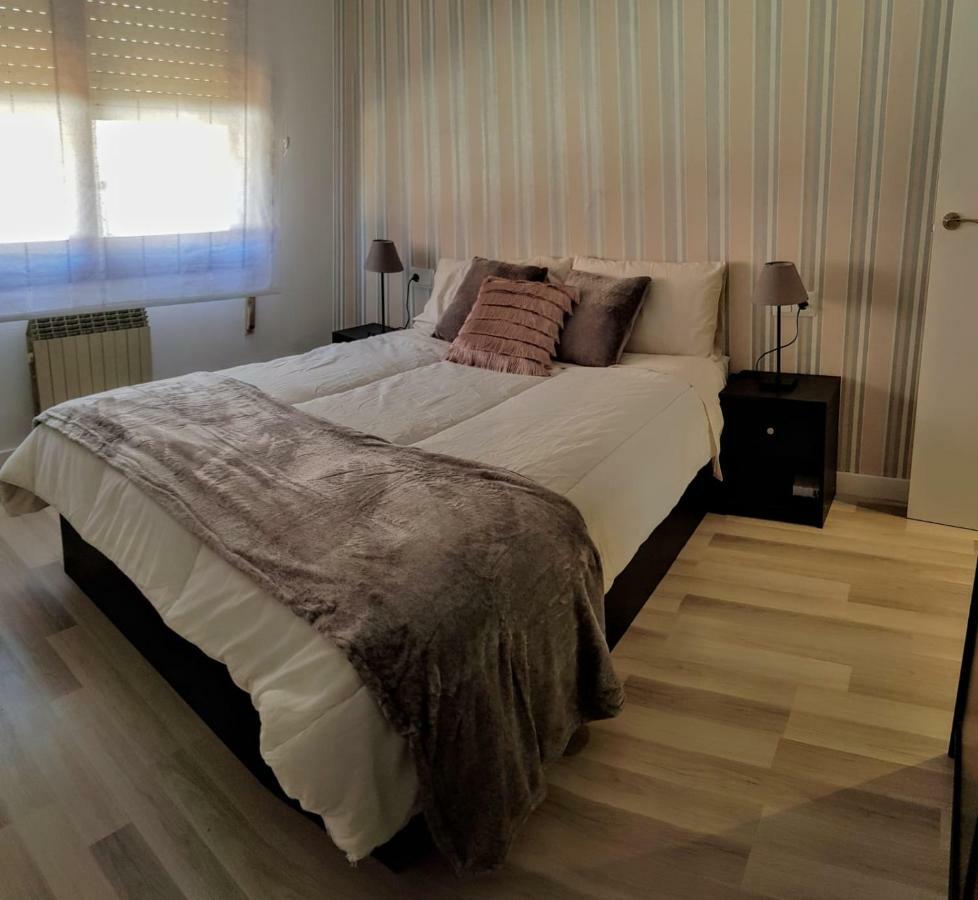 Apartamento "El Abuelo" Calahorra Buitenkant foto